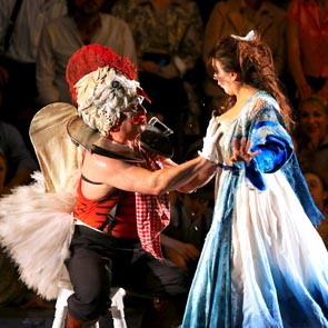 190603_Ge_06_Pagliacci_CarlosAlvarezDonataDAnnunzioLombardi_phMarcelloOrselli 190603_Ge_06_Pagliacci_CarlosAlvarezDonataDAnnunzioLombardi_phMarcelloOrselli